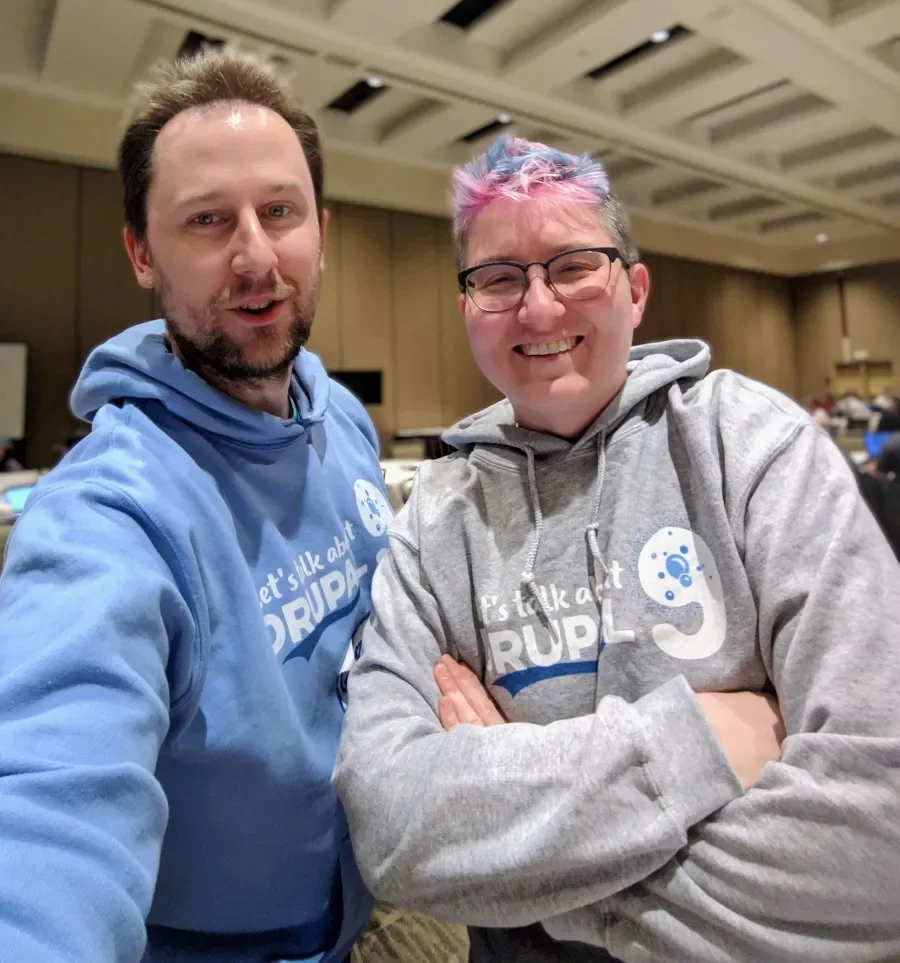 Gábor and Angie selfie at DrupalCon Nashville