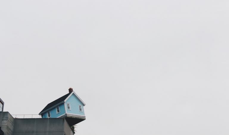 House on the edge of cliff