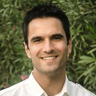 headshots-comp_0002_mattoliveira.jpg.jpg Thumbnail