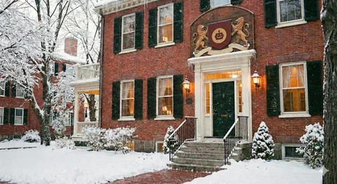 A fictional inn with the Lullabot logo.