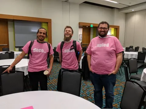 Mateu, Wim and Gabe in decoupled T-Shirts (with multiple consumers)